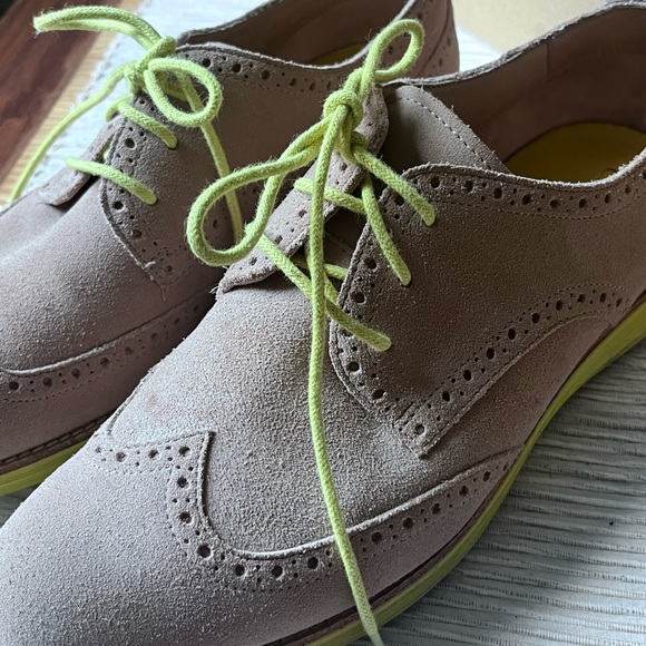 Cole Haan Suede Oxford Yellow and Tan - Picture 4 of 4